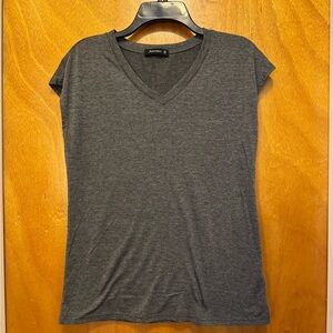 Automet Brand Gray V-Neck Short Sleeve Tee